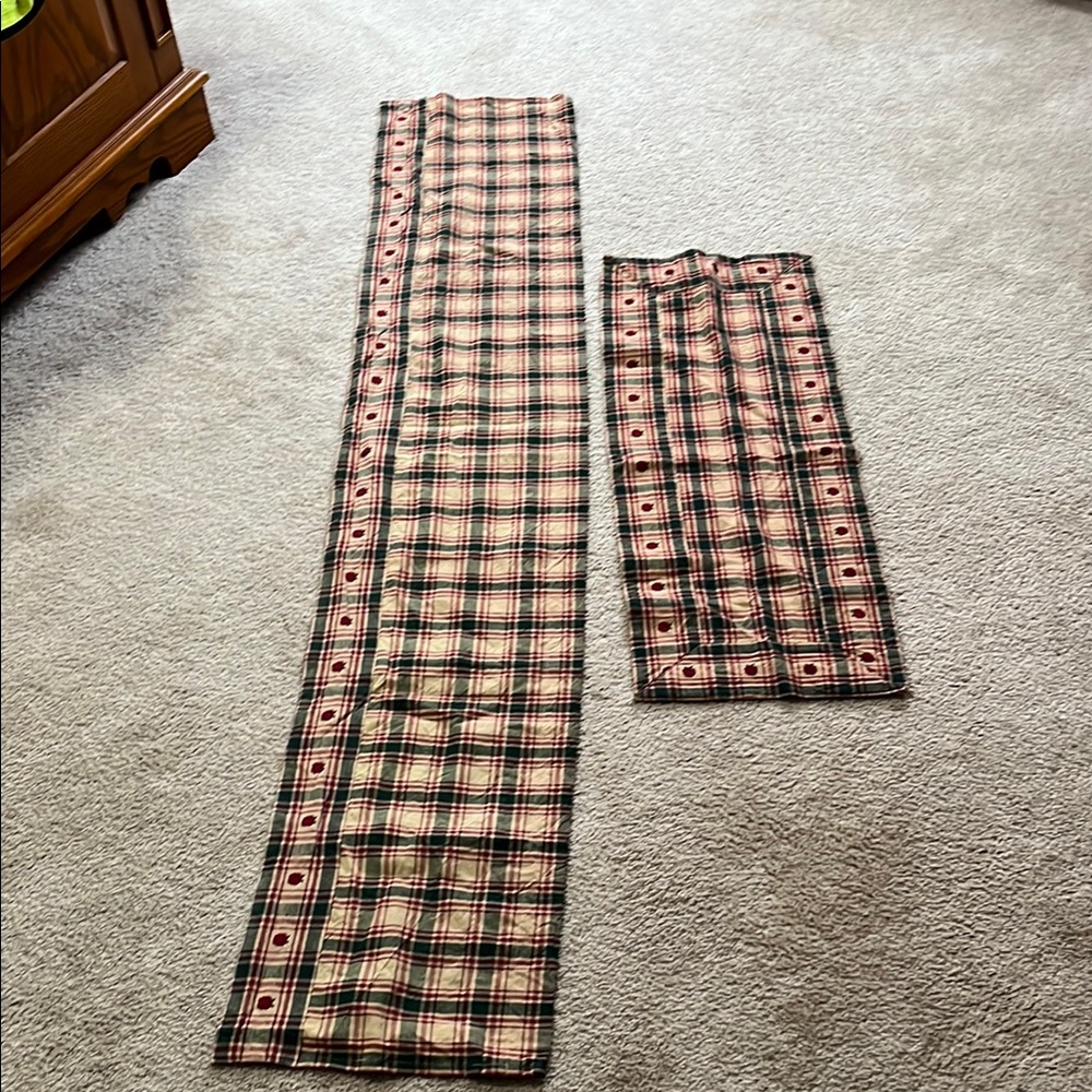 Plaid/ Apple Pattern Table Runner and Valence Set